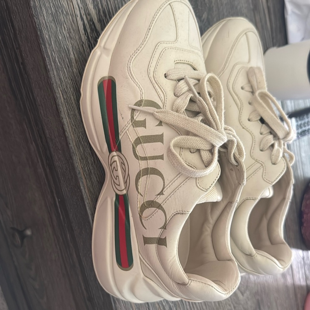 Gucci Wmns Rhyton
Leather Sneaker 'Logo'